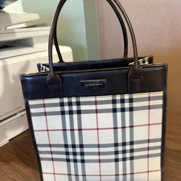 Burberry Handbag - Picture 3 of 9